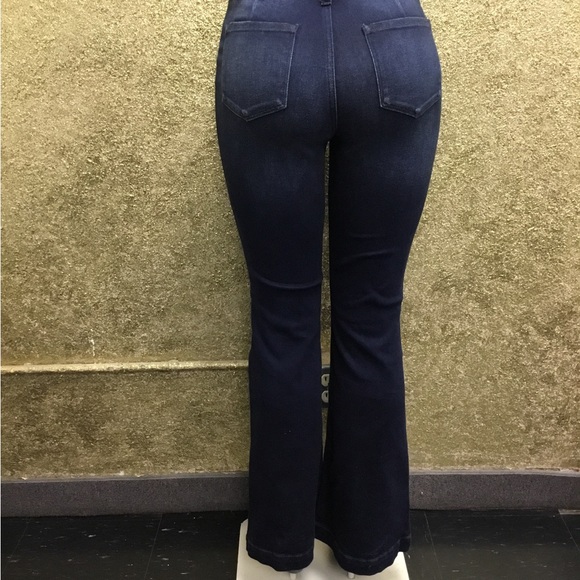 Jeans - Picture 6 of 9